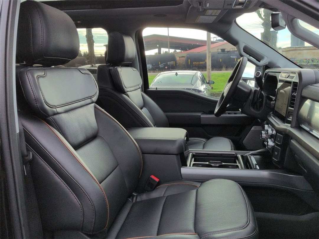 2026 Ford F-350Sd Lariat - Image 32