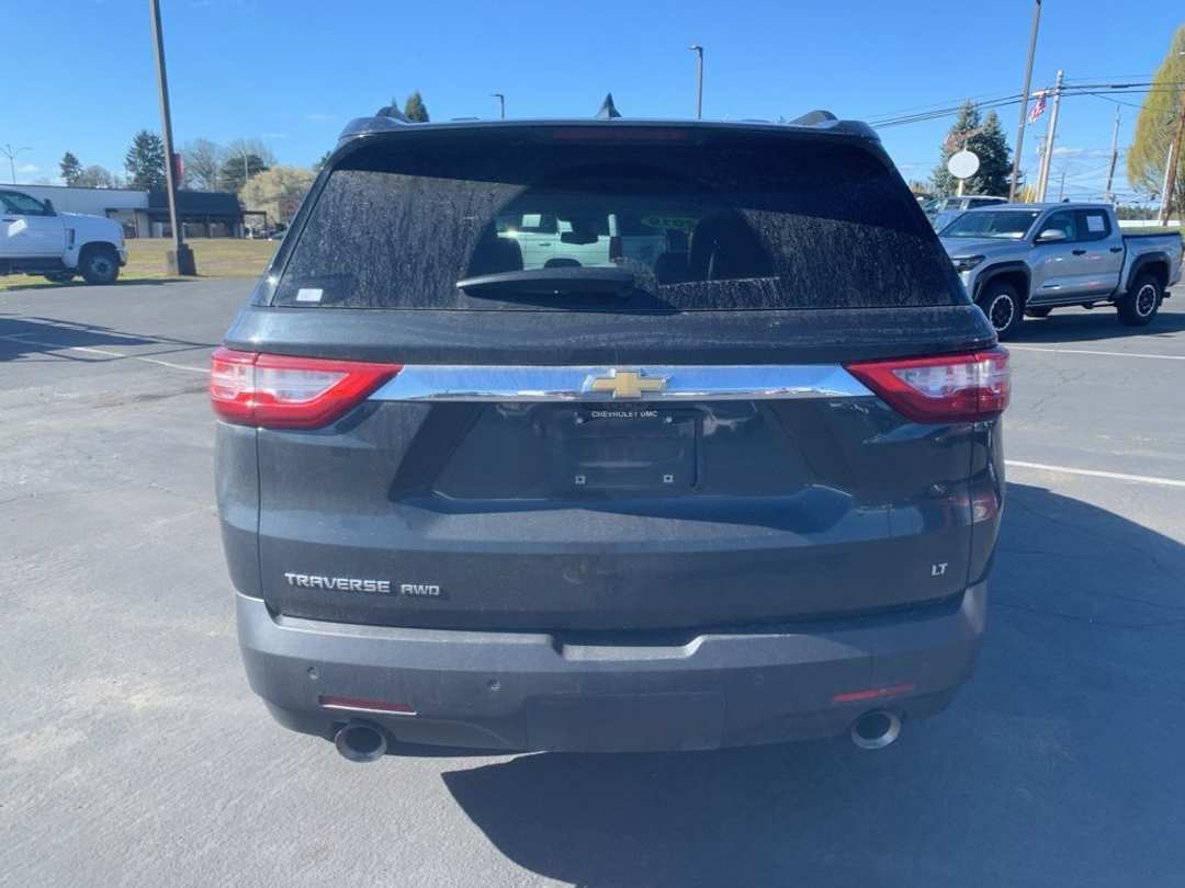 2019 Chevrolet Traverse 3LT - Image 3