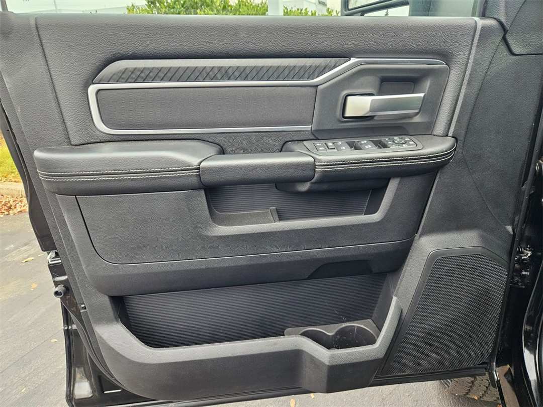 2026 Ram 2500 Big Horn - Image 10