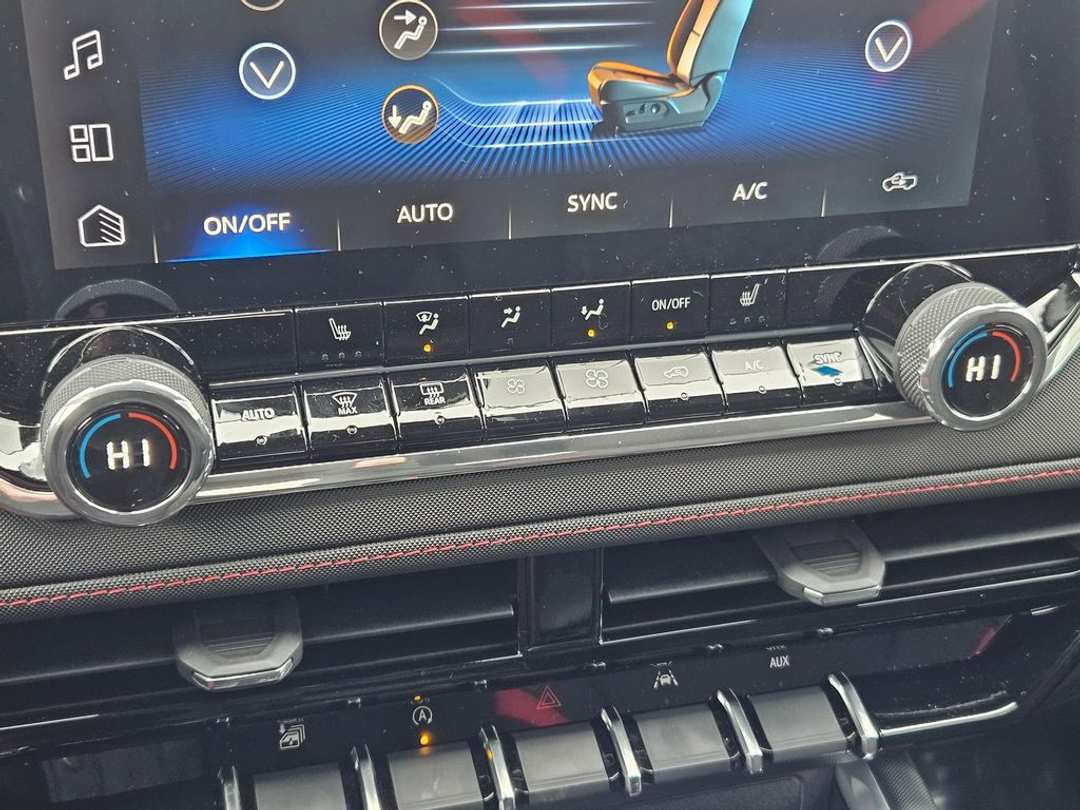 2026 Chevrolet Colorado Z71 - Image 23