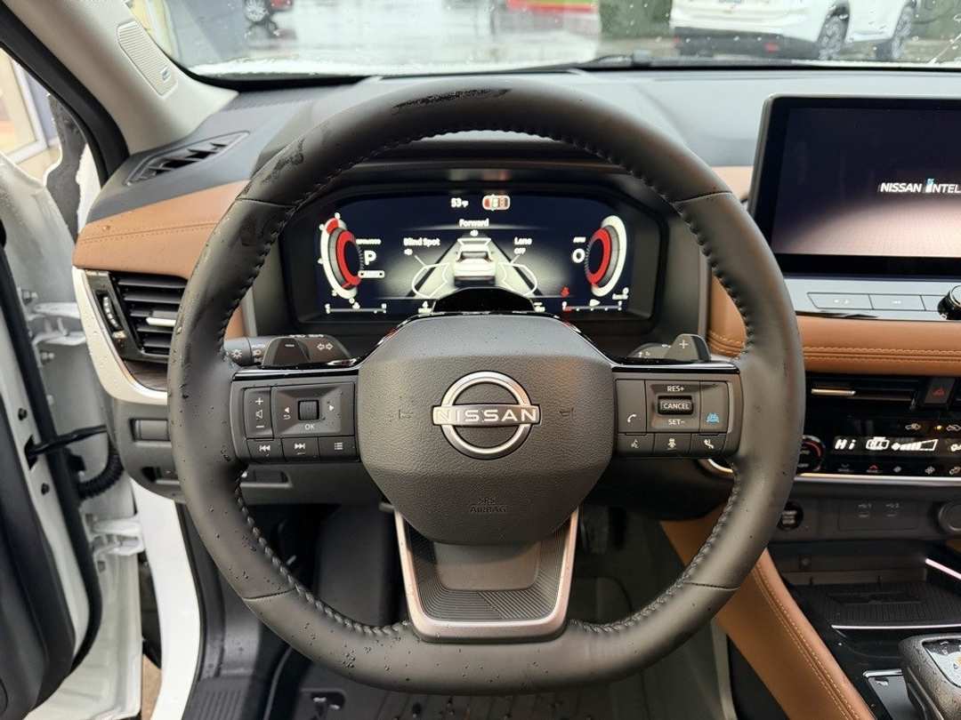 2026 Nissan Rogue Platinum - Image 19