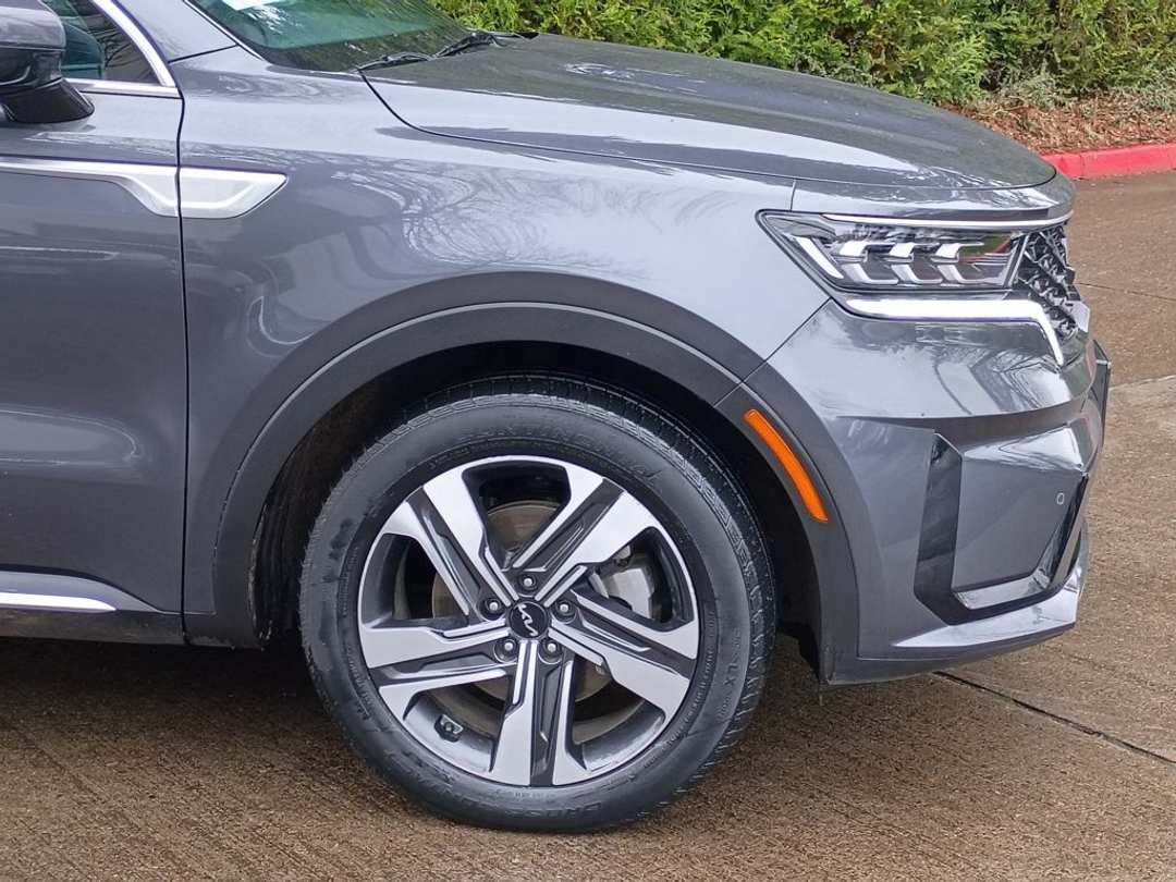 2023 Kia Sorento SX Prestige - Image 2