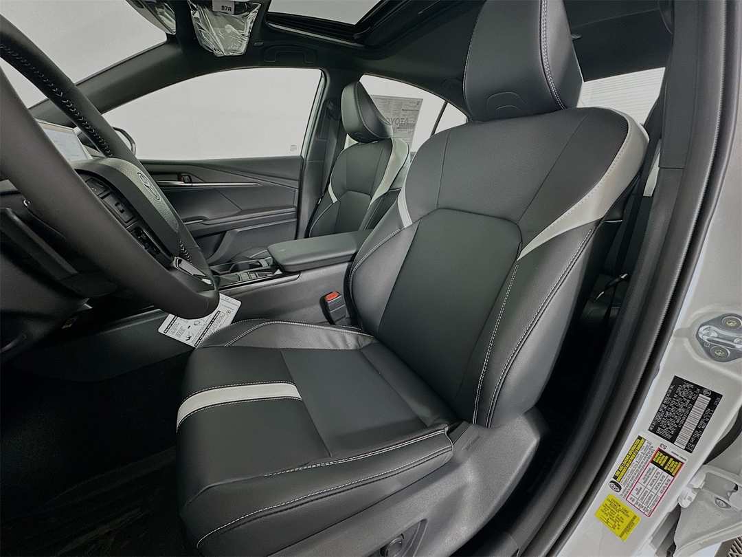 2026 Toyota Camry SE Nightshade - Image 21