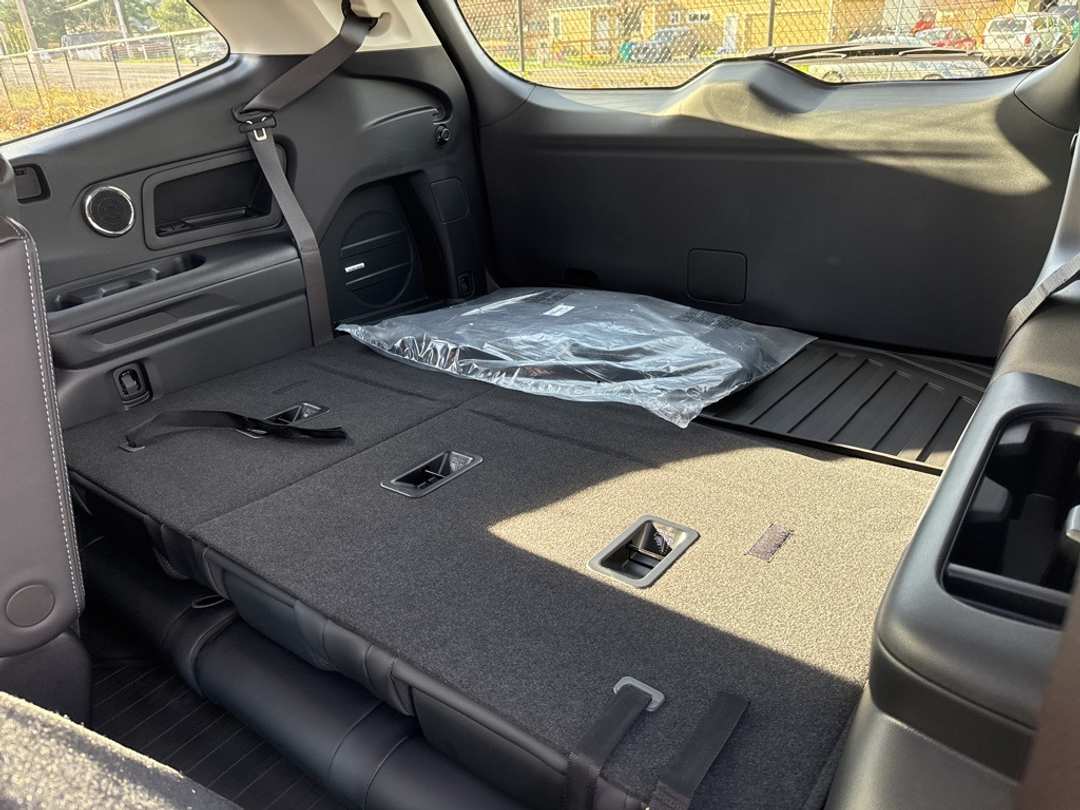 2026 Subaru Ascent Limited - Image 20