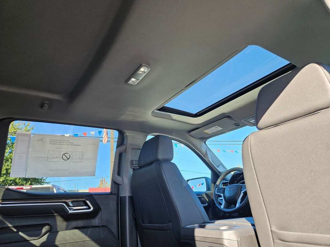 2026 Chevrolet Silverado 1500 RST - Image 39