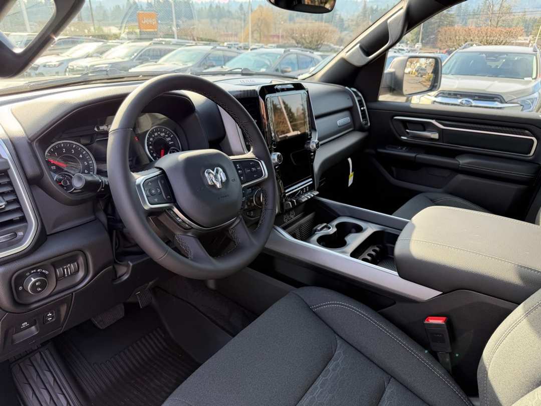2026 Ram 1500 Big Horn/Lone Star - Image 17