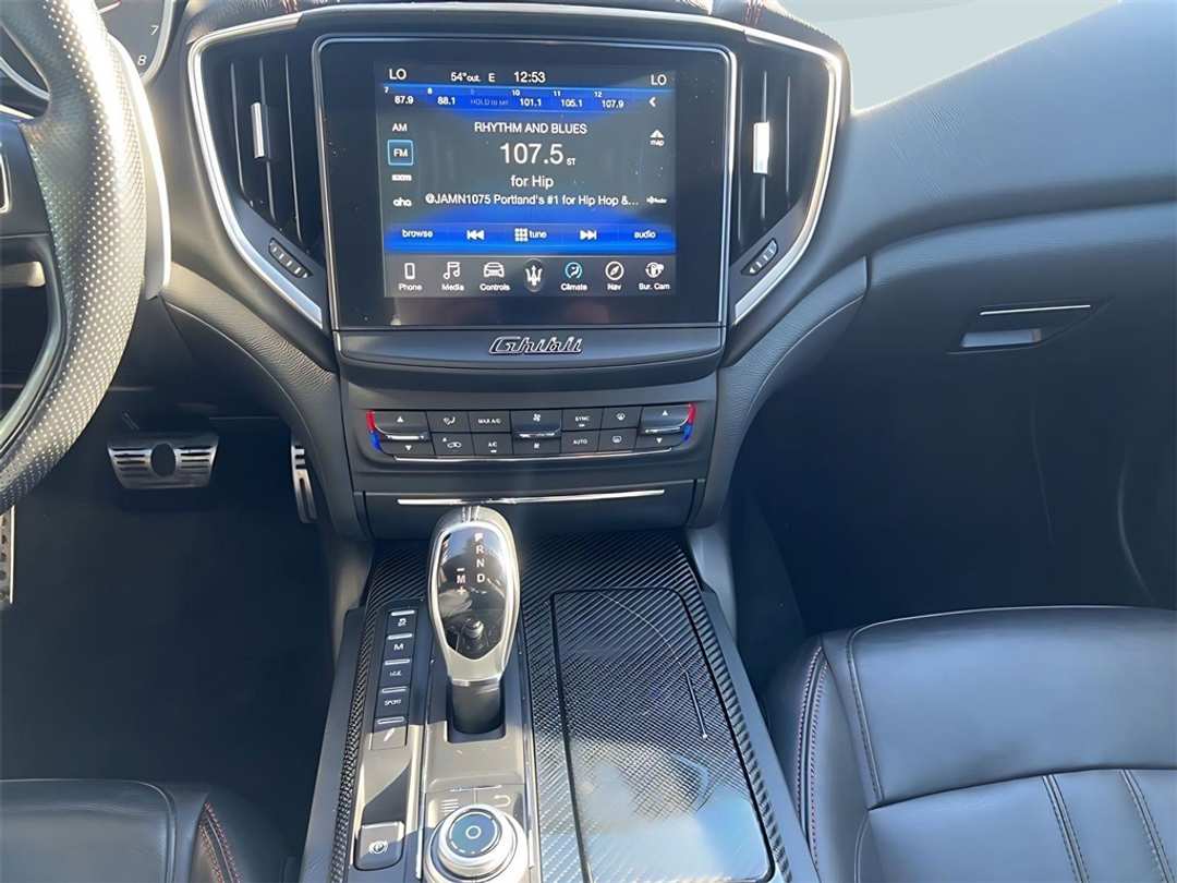 2018 Maserati Ghibli S Q4 GranSport - Image 16