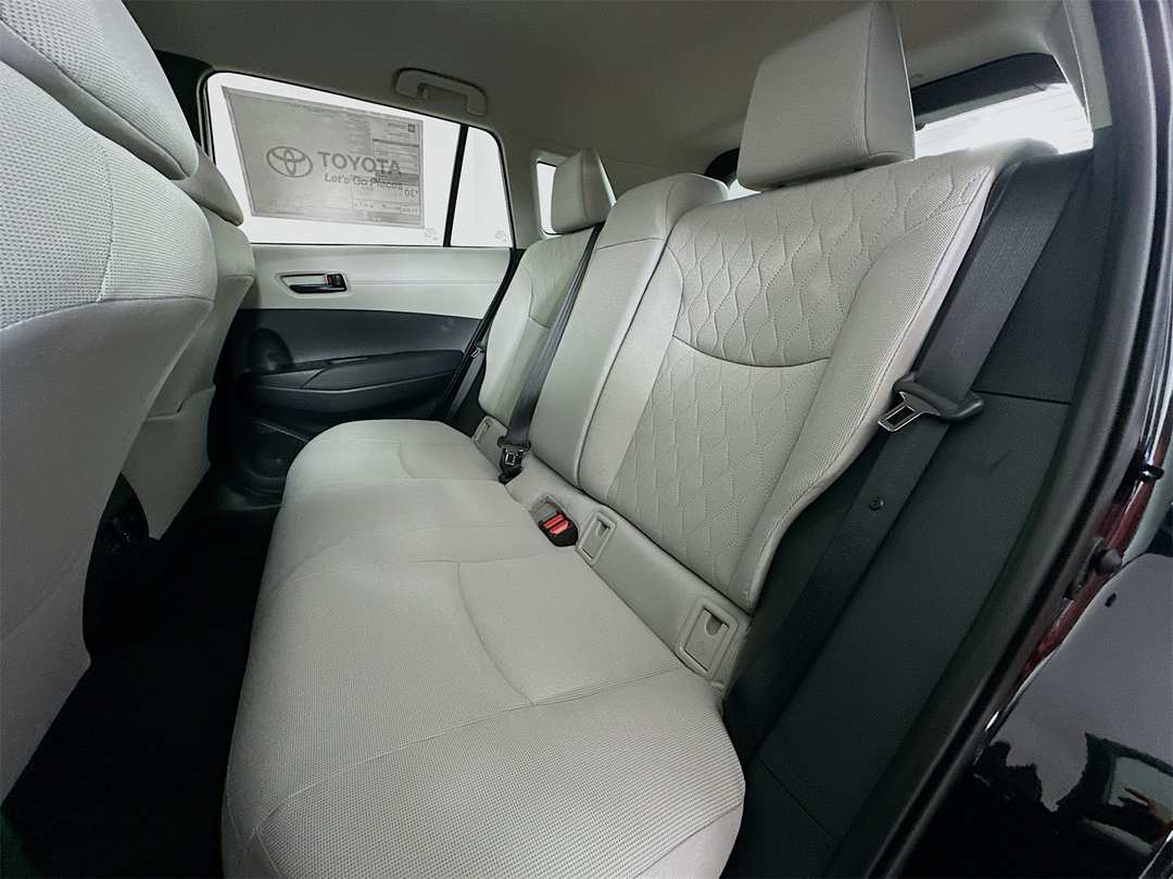 2026 Toyota Corolla Cross L - Image 23