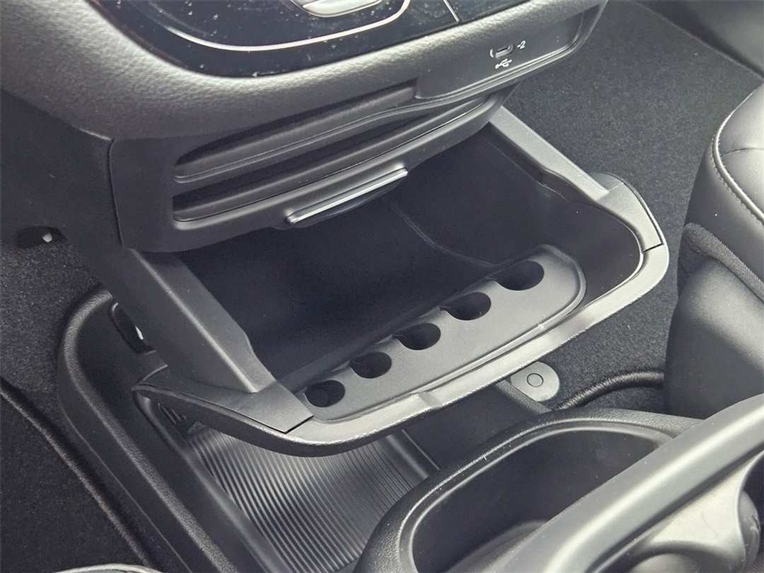 2026 Chrysler Pacifica Select - Image 26