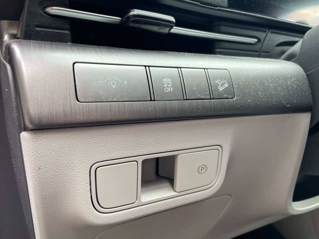 2024 Hyundai Kona SEL - Image 11