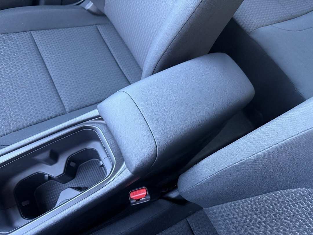 2026 Nissan Kicks S - Image 24