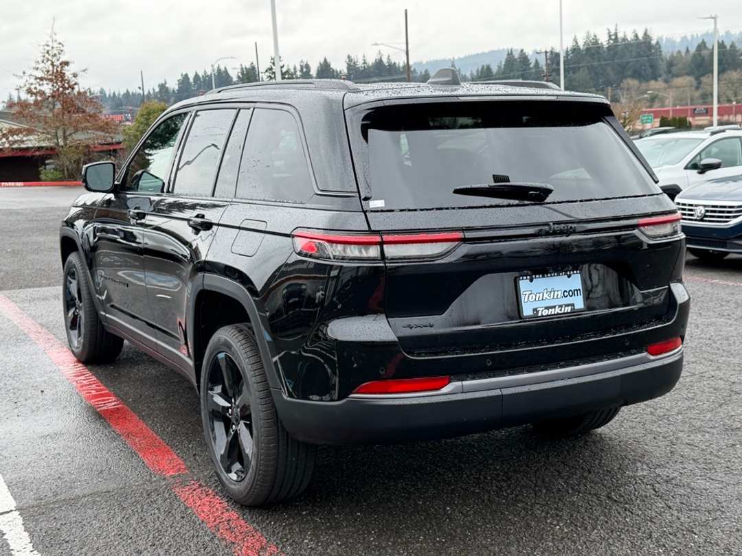 2026 Jeep Grand Cherokee Limited - Image 6