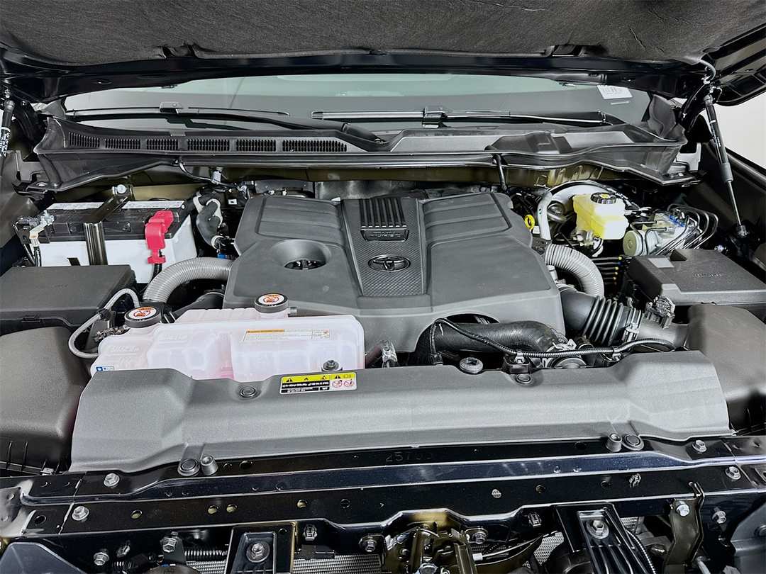 2026 Toyota Tundra Limited - Image 30