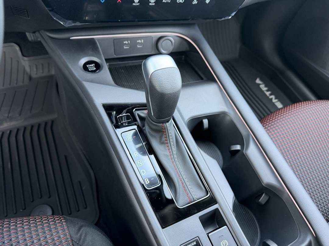 2026 Nissan Sentra SR - Image 23