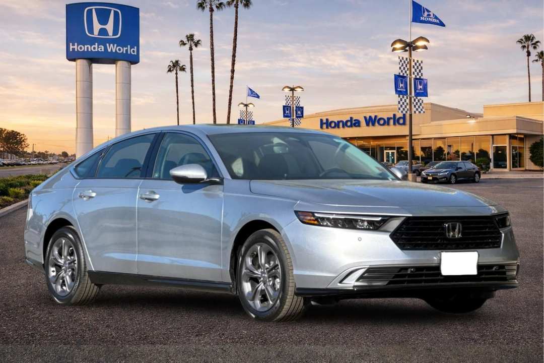 2026 Honda Accord EXL - Image 2