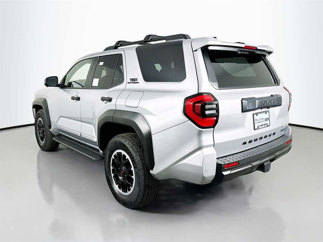2025 Toyota 4Runner I-Force Max TRD Off Road Premium - Image 5