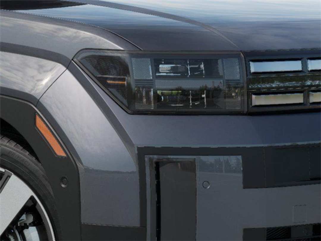 2026 Hyundai Santa Fe Limited - Image 9