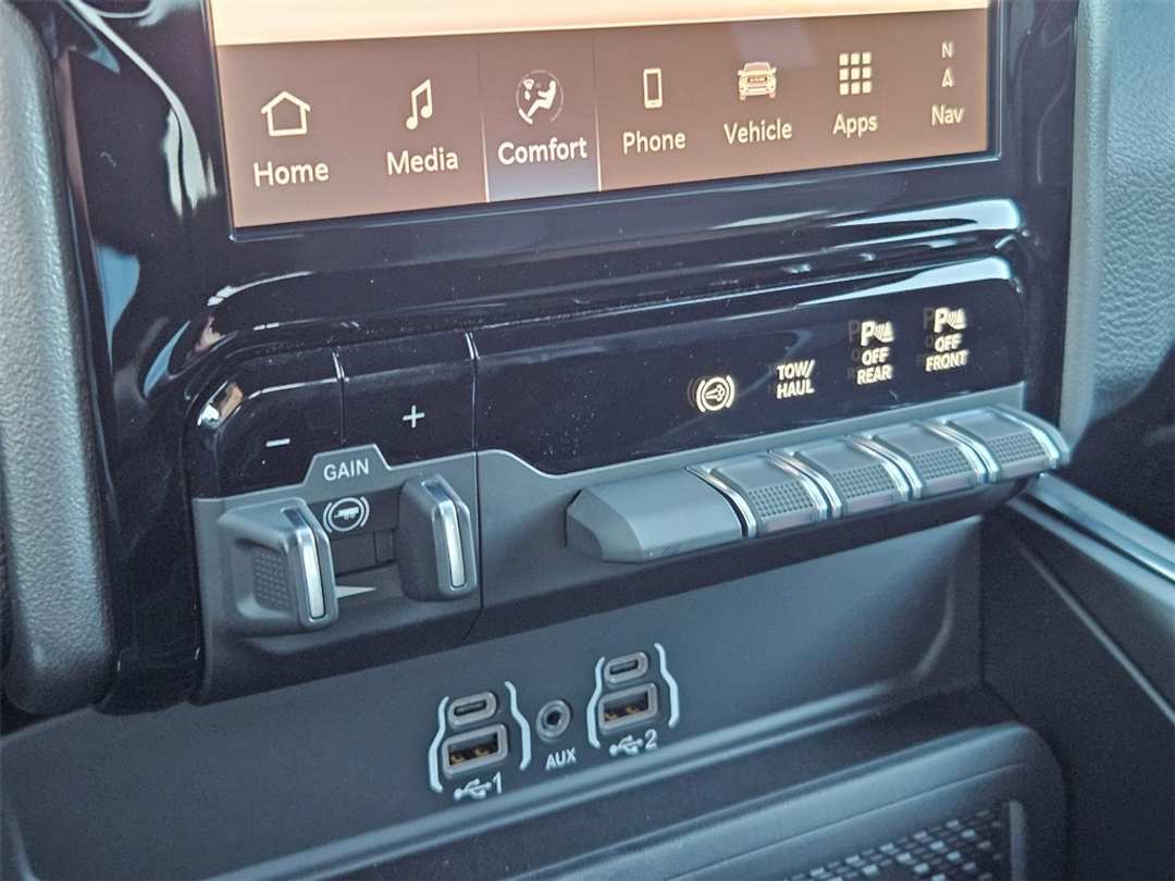 2026 Ram 3500 Big Horn - Image 24