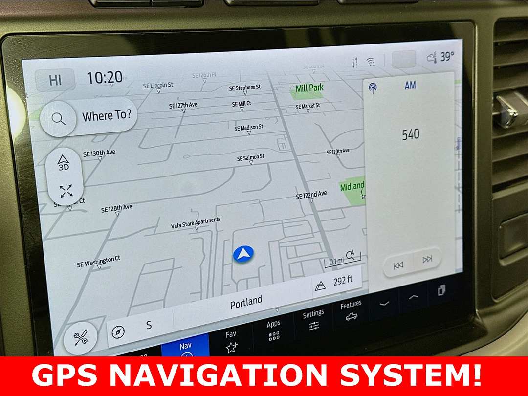 2023 Ford F-150 Lightning XLT - Image 17