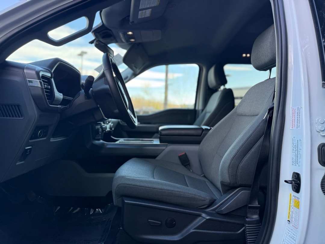 2025 Ford F-150 XLT - Image 26