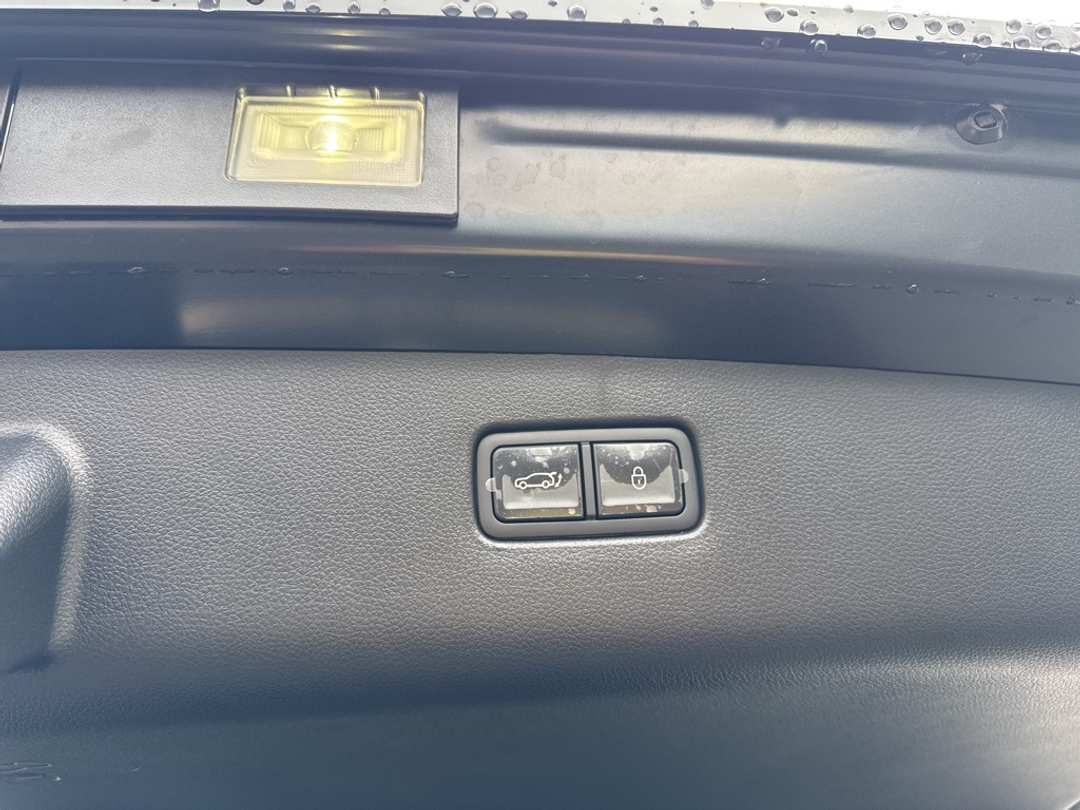 2026 Genesis Gv70 2.5T Sport Prestige - Image 15