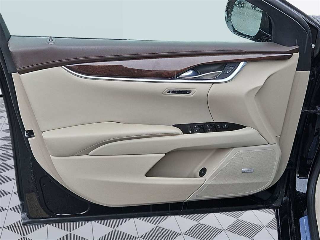 2016 Cadillac Xts Luxury - Image 10