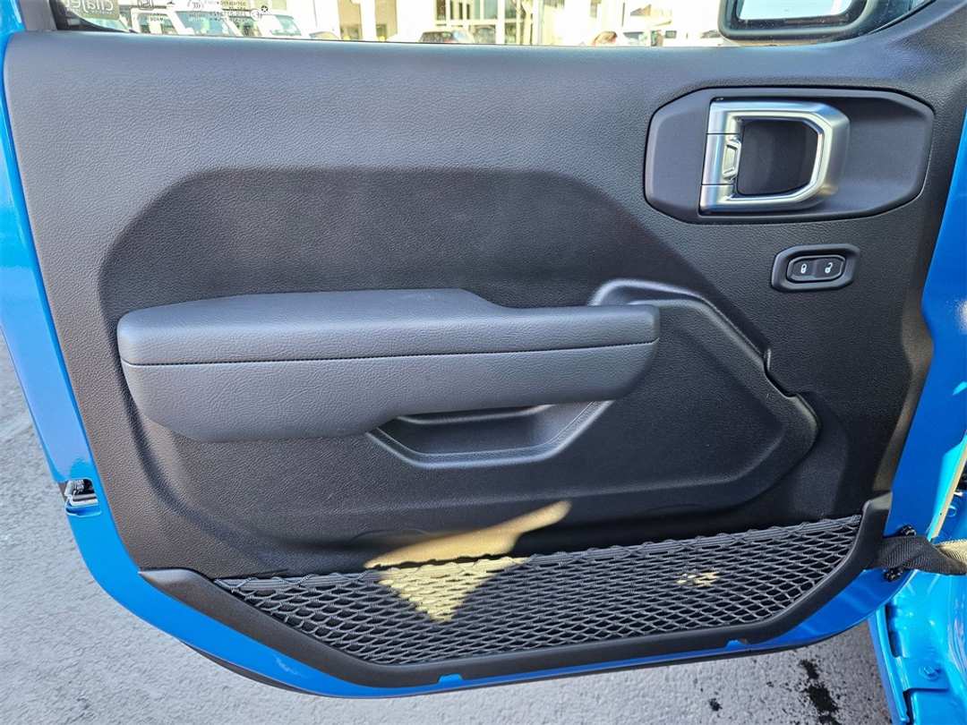 2026 Jeep Wrangler Sport - Image 10