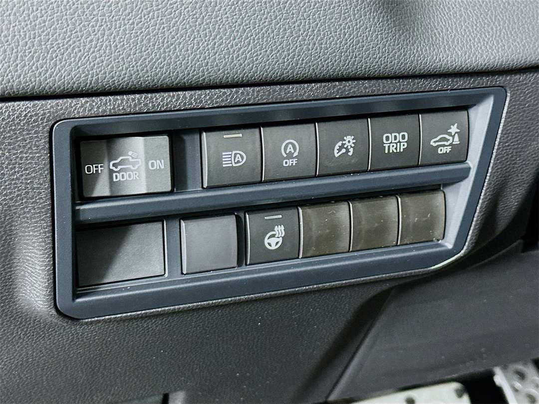 2026 Toyota Tundra Limited - Image 10