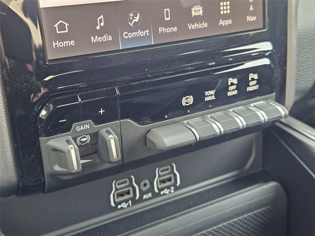 2026 Ram 3500 Big Horn - Image 24