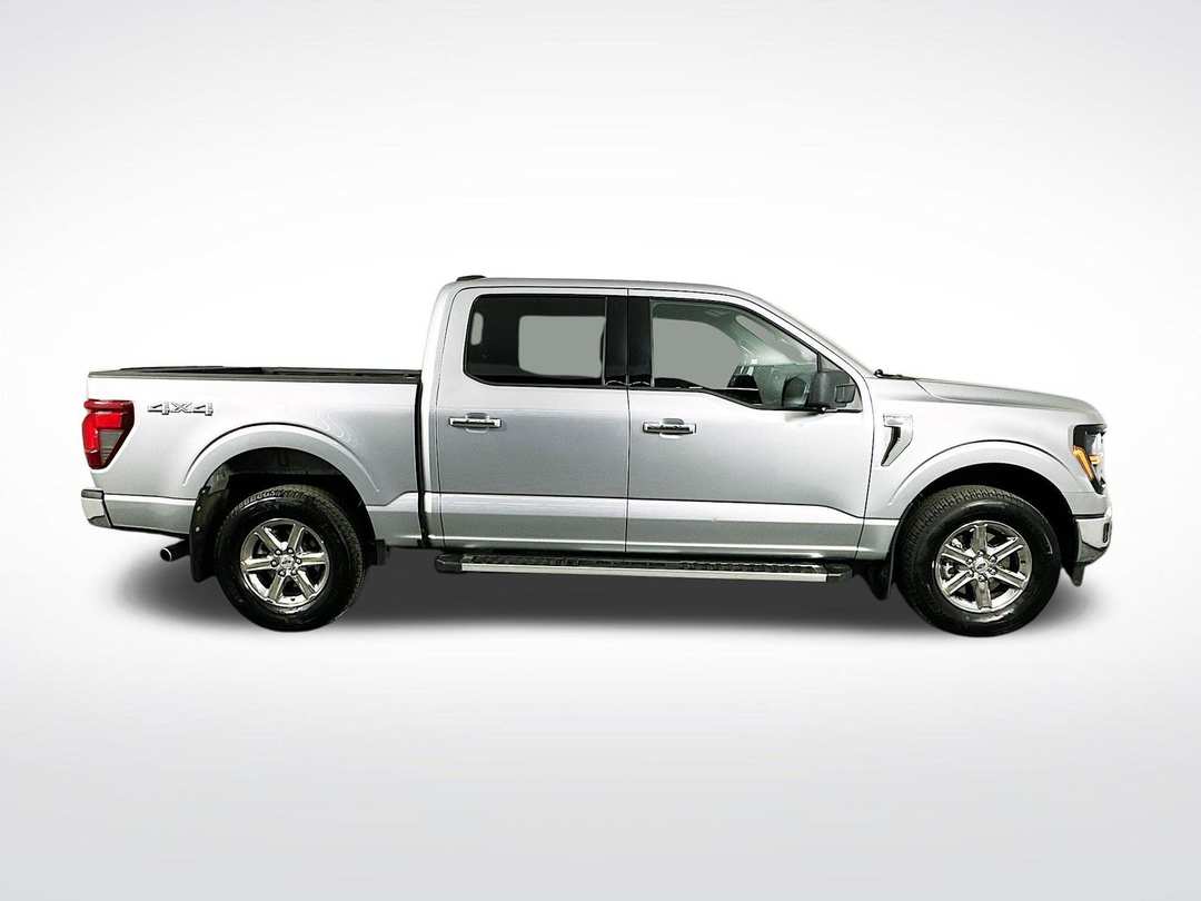 2024 Ford F-150 XLT - Image 9