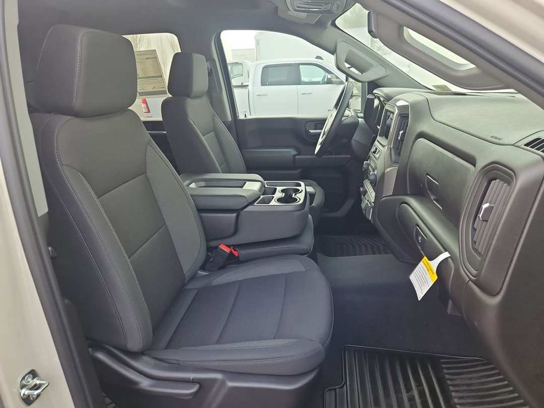 2026 Chevrolet Silverado 2500Hd Custom - Image 28