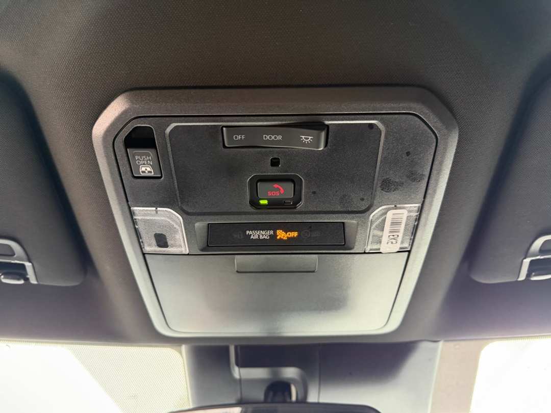 2025 Toyota Tundra SR5 - Image 28