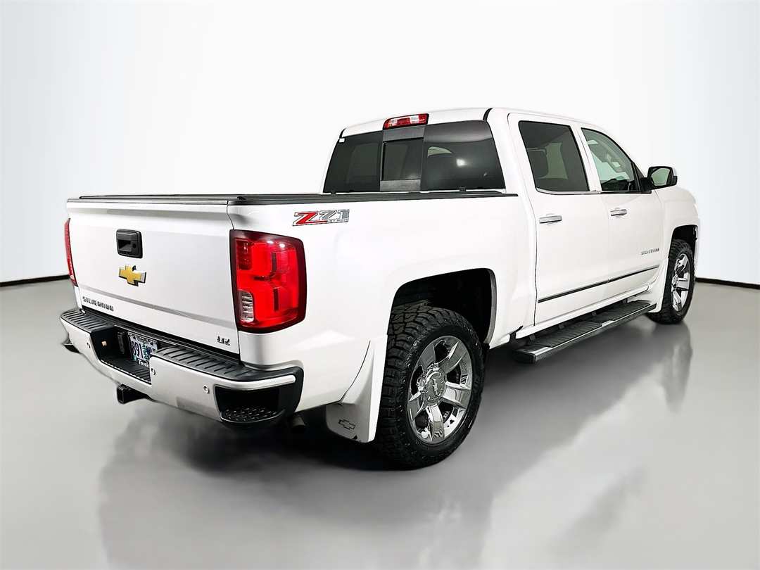 2017 Chevrolet Silverado 1500 LTZ - Image 7