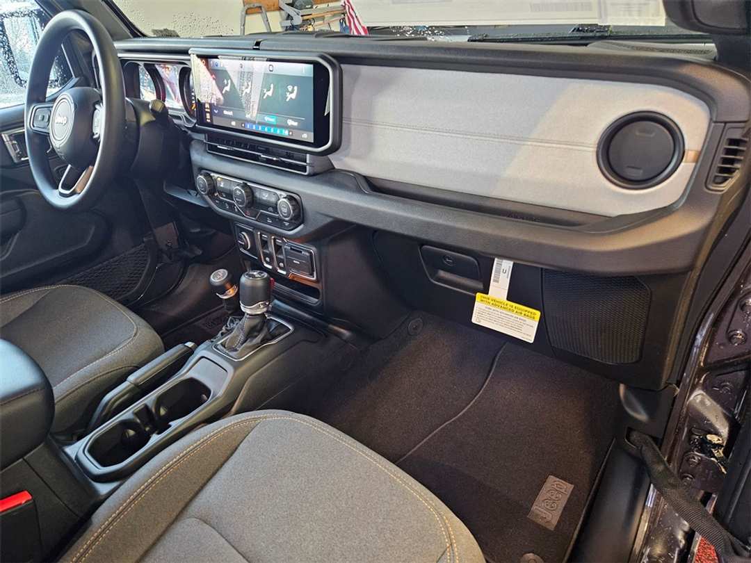 2026 Jeep Wrangler Sport - Image 33