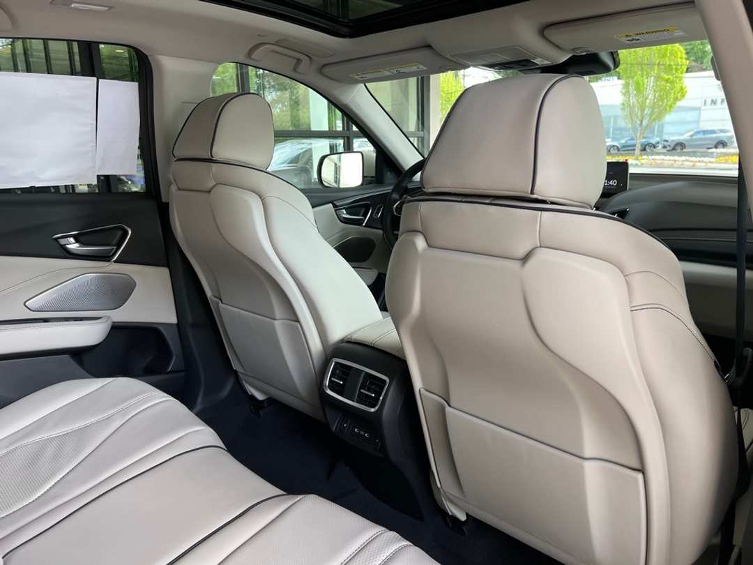 2026 Acura RDX Advance Package - Image 27