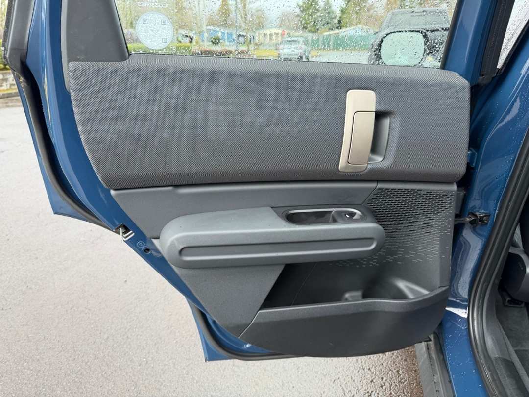 2025 MINI Cooper S Countryman Signature Plus - Image 30