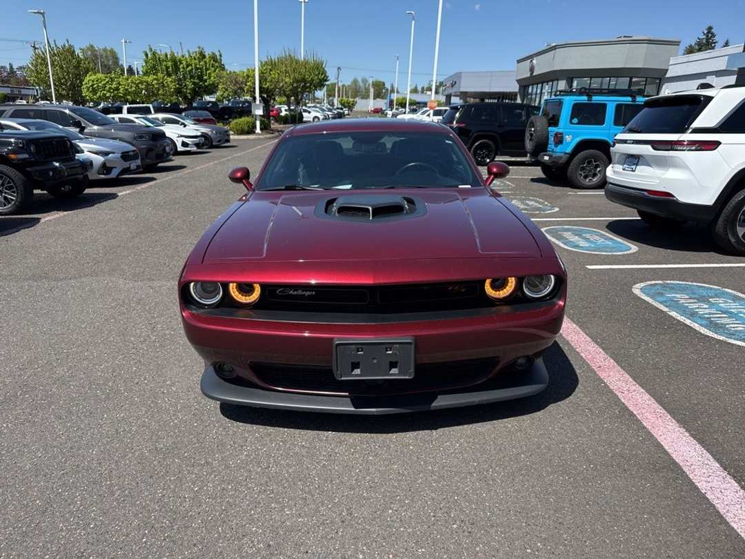 2023 Dodge Challenger R/T - Image 2