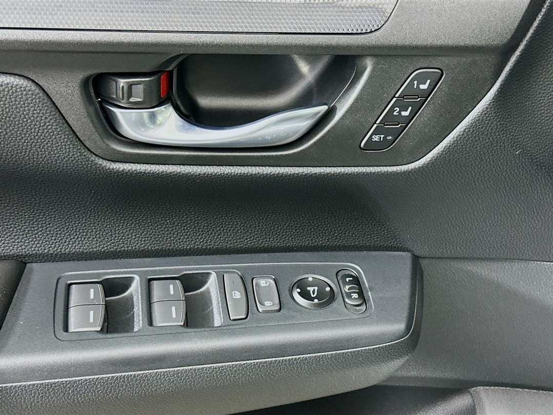 2026 Honda CR-V SportL - Image 17