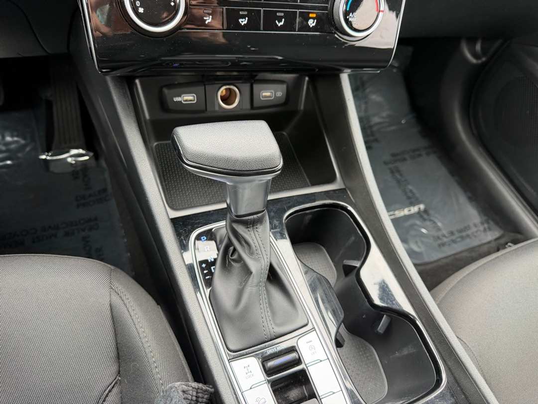 2022 Hyundai Tucson SEL - Image 24