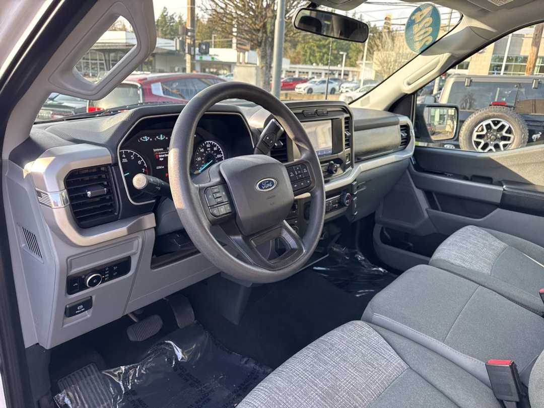 2023 Ford F-150 XLT - Image 21