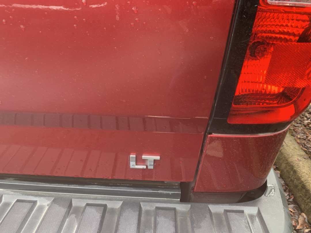 2018 Chevrolet Silverado 1500 LT - Image 9