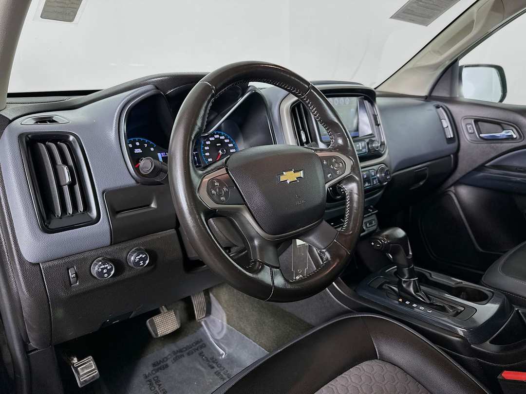 2018 Chevrolet Colorado Z71 - Image 10