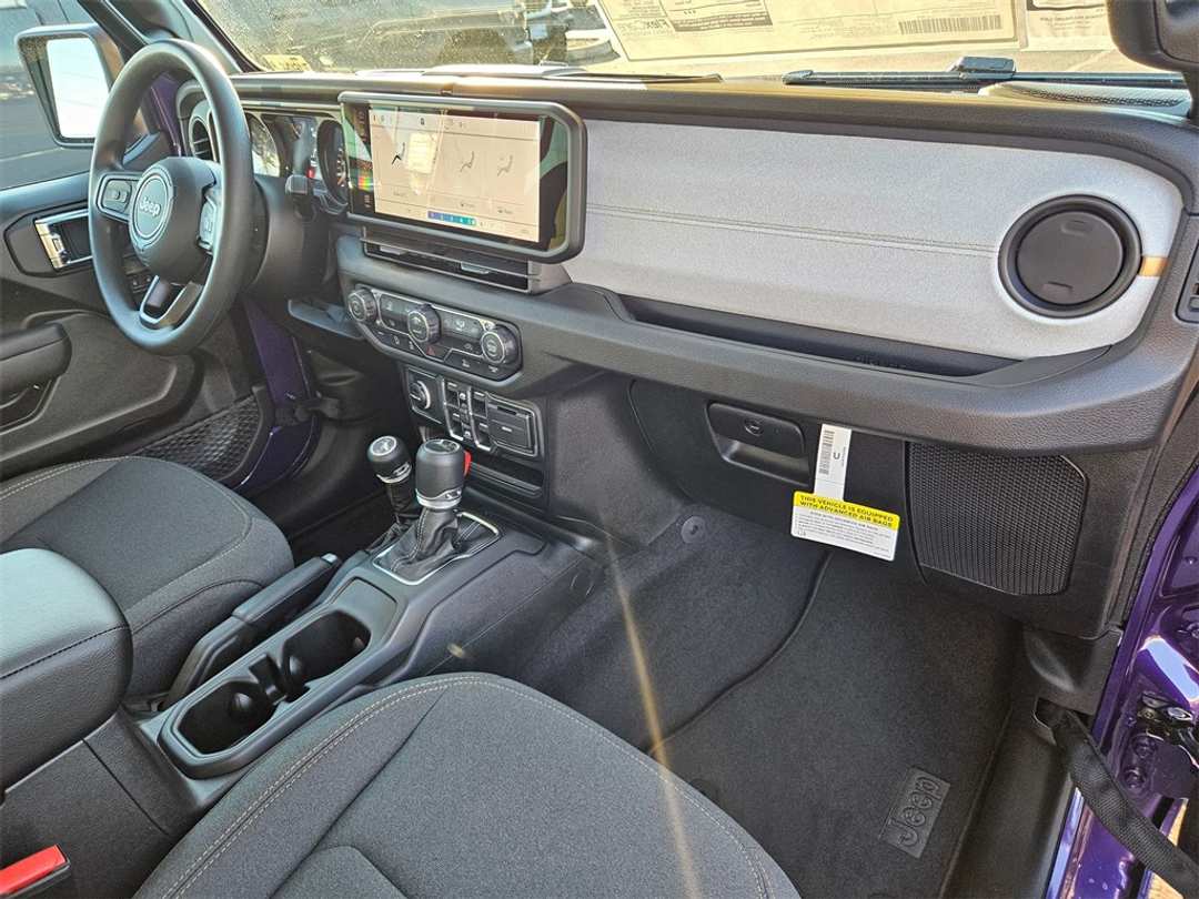 2026 Jeep Gladiator Sport - Image 35