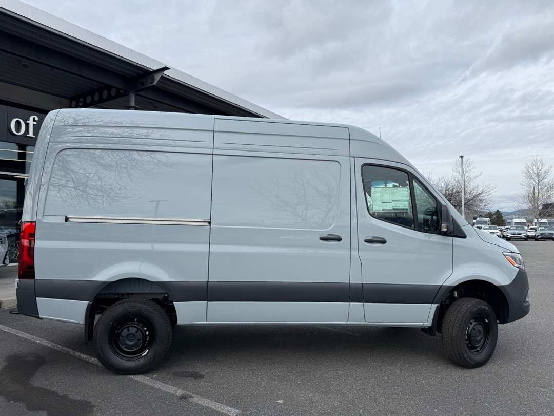2026 Mercedes-Benz Sprinter 2500 Cargo 144 WB - Image 5