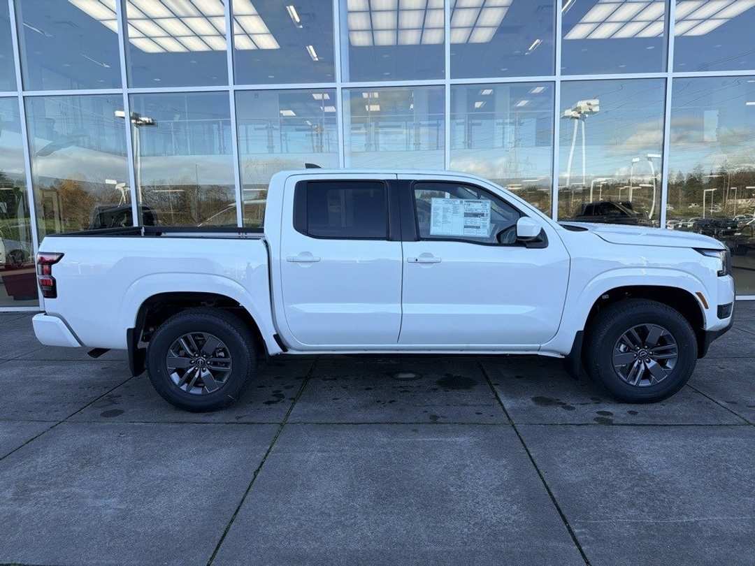 2026 Nissan Frontier SV - Image 8