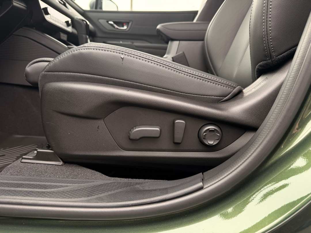 2026 Subaru Outback Touring XT - Image 17