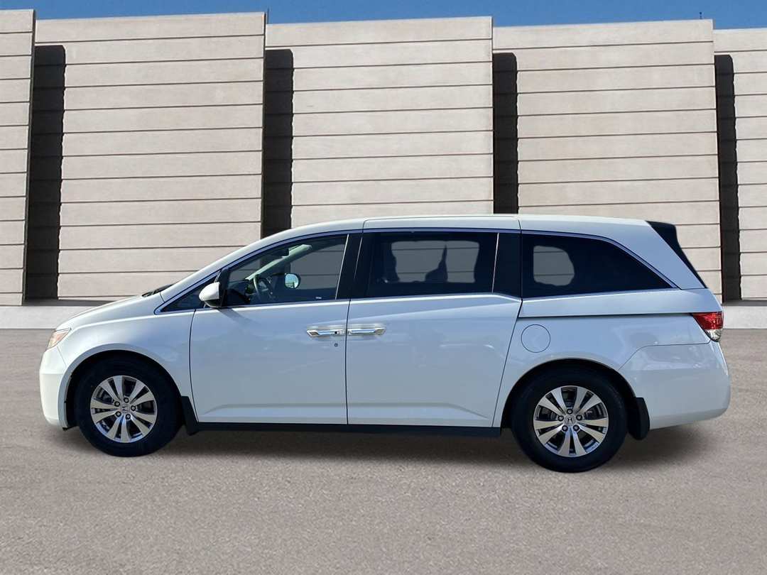 2016 Honda Odyssey EXL - Image 2