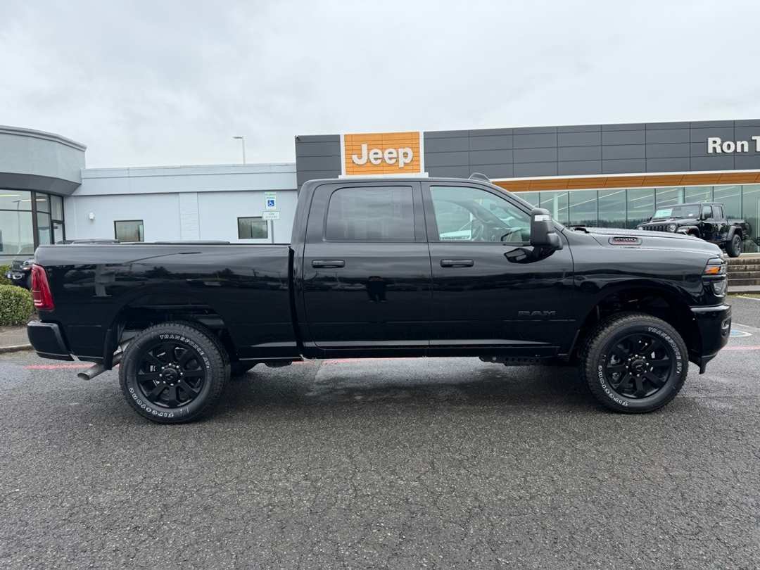 2026 Ram 2500 Big Horn - Image 9