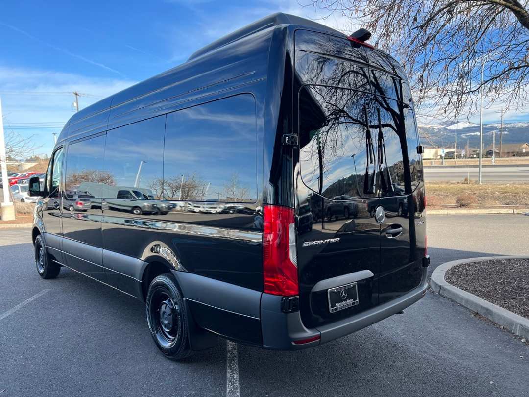 2025 Mercedes-Benz Sprinter 2500 Passenger 170 WB - Image 6