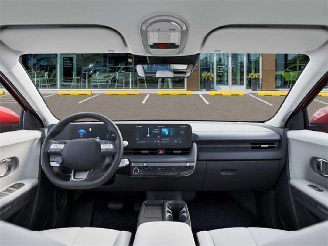 2026 Hyundai Ioniq 5 SEL - Image 11